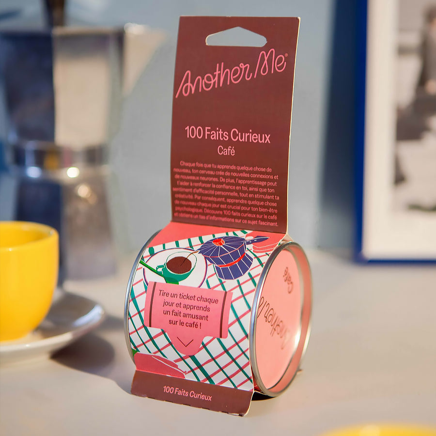 Couverture du livre avec illustrations de grains de café