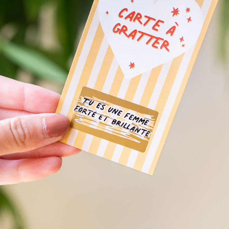 Carte à gratter avec motif doré et texte inspirant