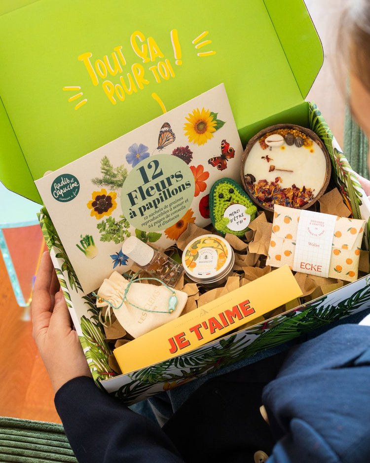 Cool box personnalisable avec motif coloré sur le couvercle.