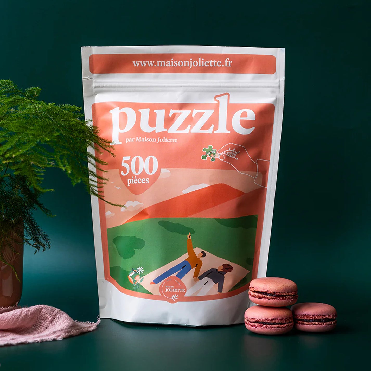 Puzzle Love is in the air avec pièces colorées en gros plan