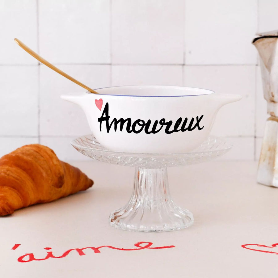 Bol Breton Amoureux avec motif cœur sur fond blanc