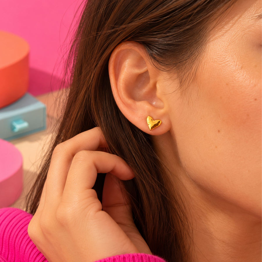 Boucles d'oreilles en forme de cœur avec texture martelée
