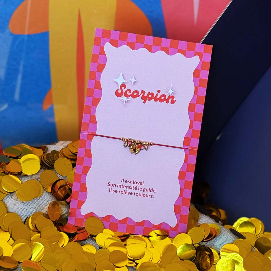 Bracelet Astro Scorpion avec détails en relief sur la surface