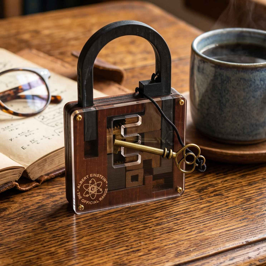 Cadenas en bois avec motifs cérébraux d'Einstein, vue de côté