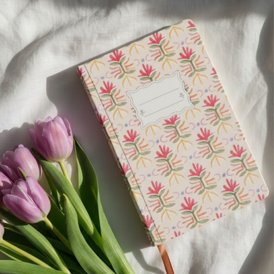 Carnet avec motif tulipe sur fond blanc, papier épais