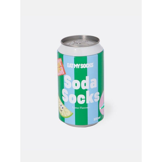 Chaussettes vert lime avec motif trompe l'œil de canette de soda.