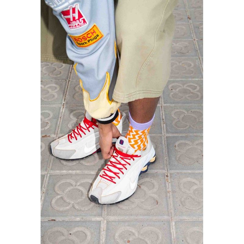 Chaussettes Ramen avec motif trompe l'œil en gros plan