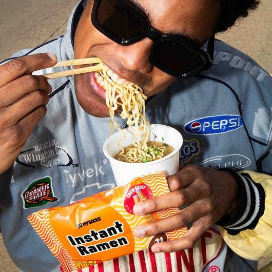 Chaussettes trompe l'oeil Ramen avec motif de nouilles