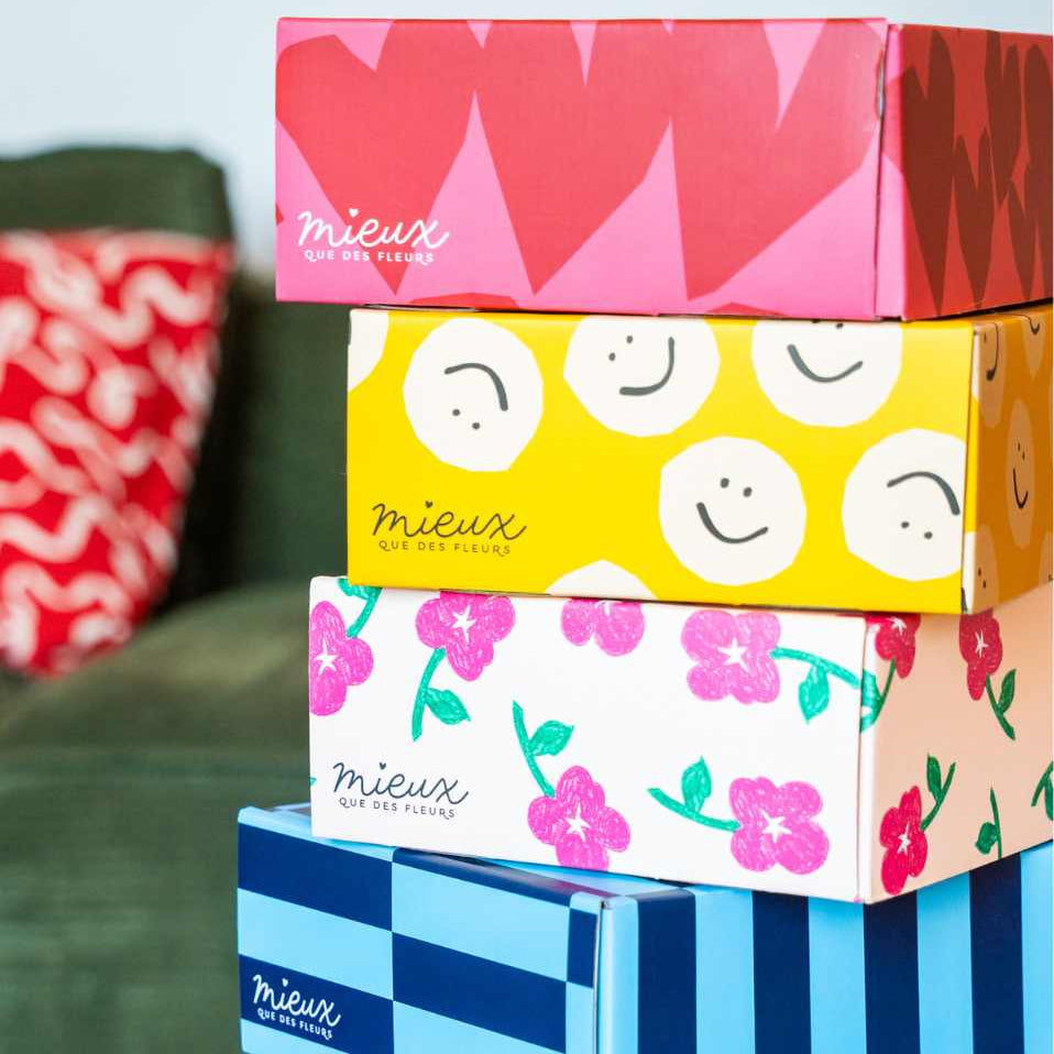 Coolbox empilée personnalisable avec motif coloré et espace pour cadeaux