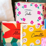 Coolbox personnalisable avec motif coloré et espace pour cadeaux