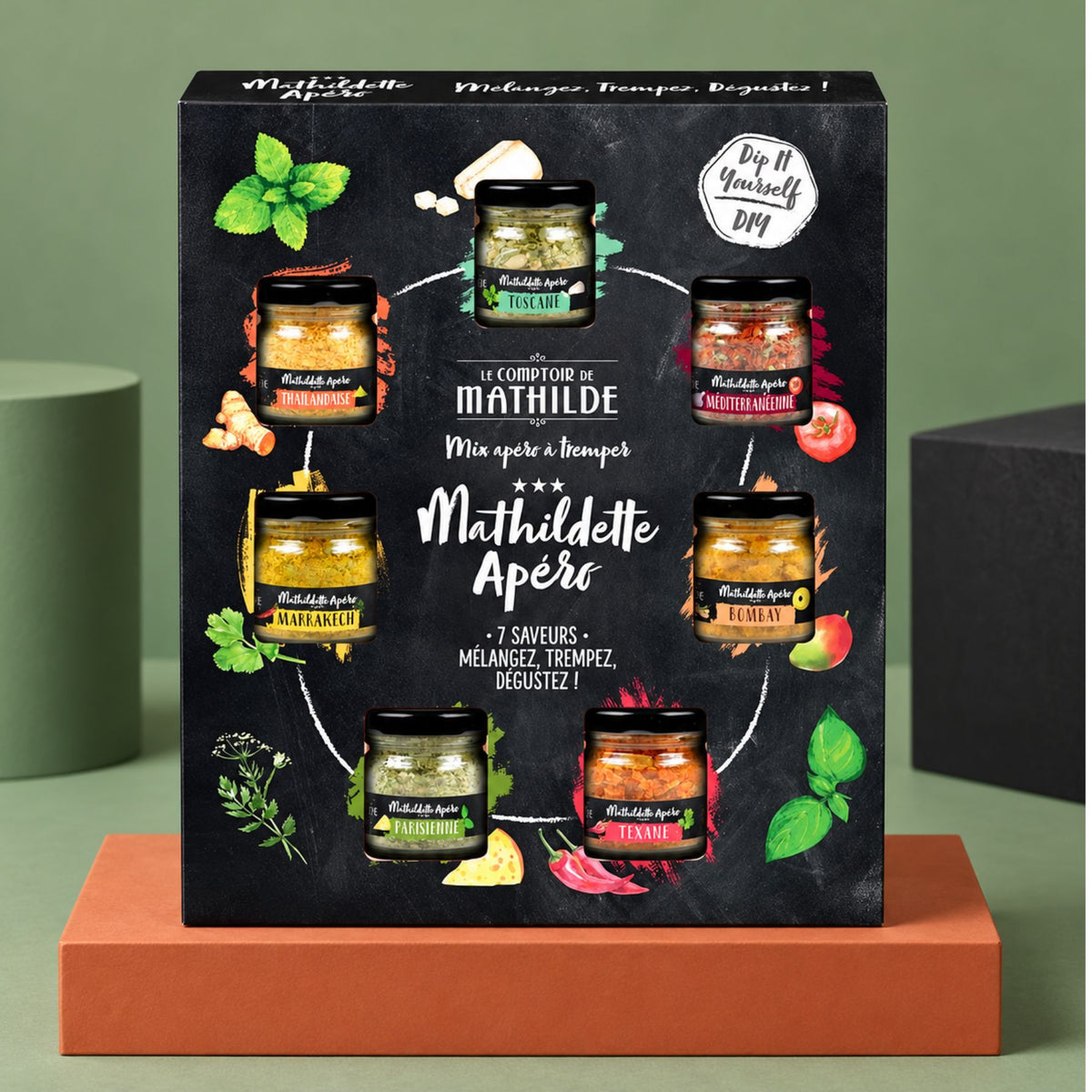 Coffret apéro avec 7 sachets colorés et étiquettes distinctes