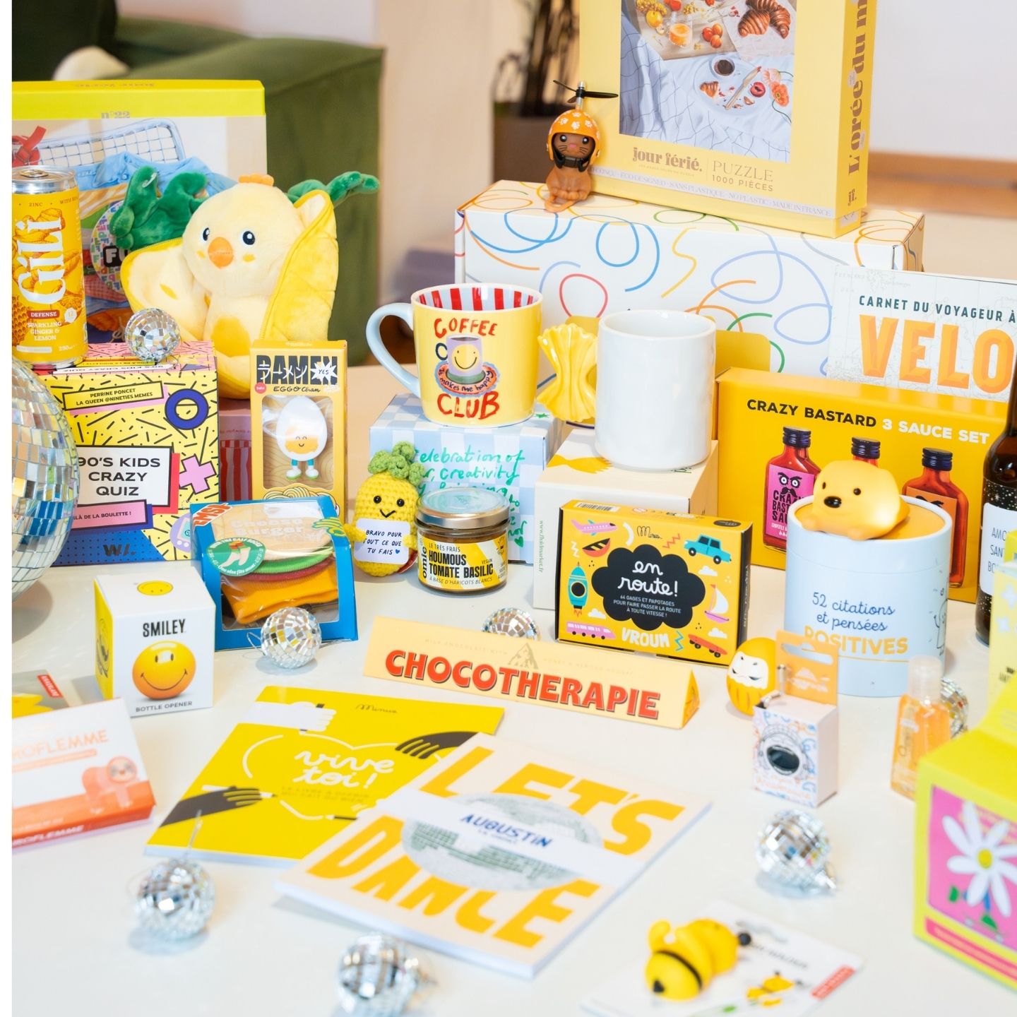 Coffret cadeau avec message réconfortant sur le couvercle