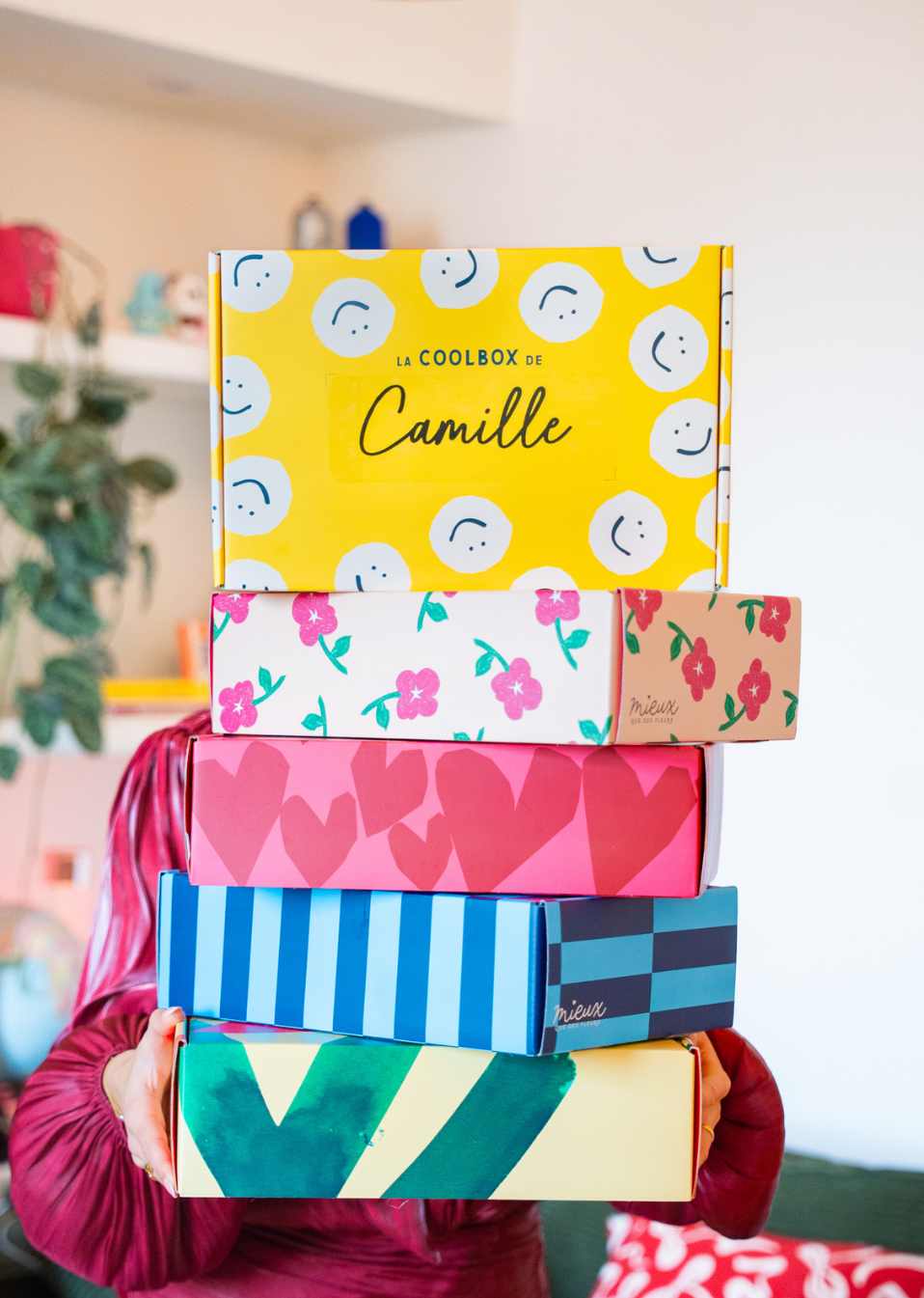 Coolbox personnalisable avec motif coloré et espace pour cadeaux