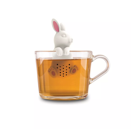 Infuseur à thé Bad Bunny avec pattes en forme de lapin.