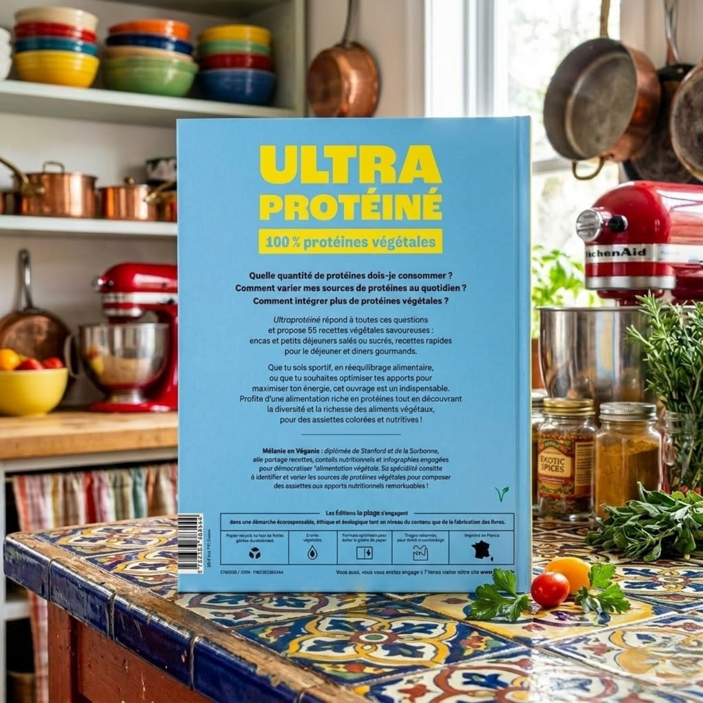 Livre Ultra Protéiné avec couverture illustrée de recettes