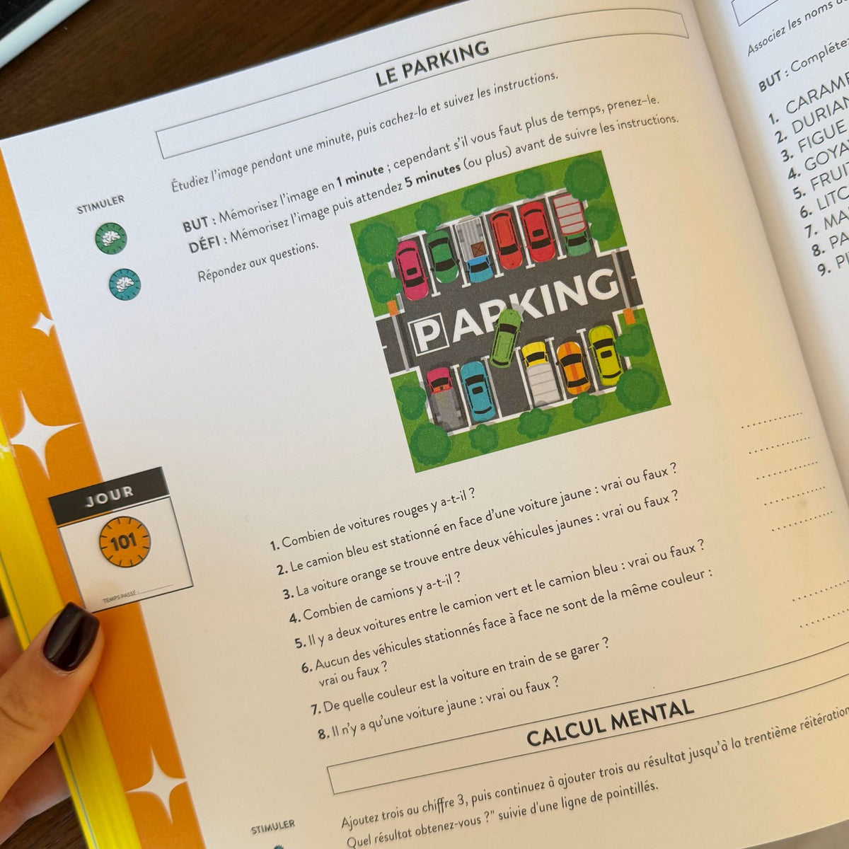 Page du livre avec un jeu de mémoire illustré sur un parking coloré