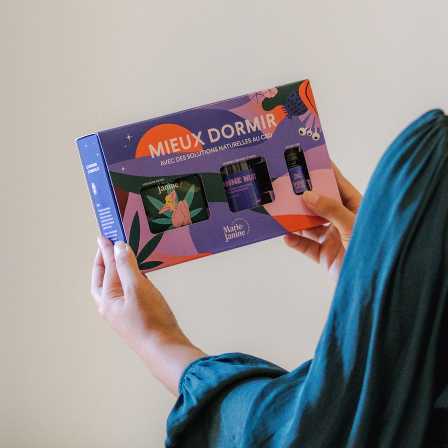 Coffret CBD avec bonbons pour mieux dormir, vue de dessus.