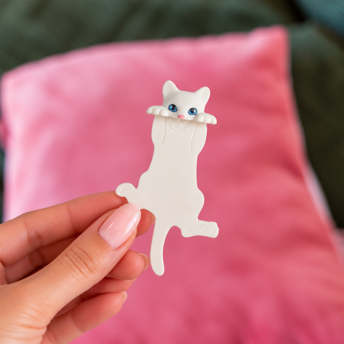 Marque-page en forme de chat avec un design minimaliste