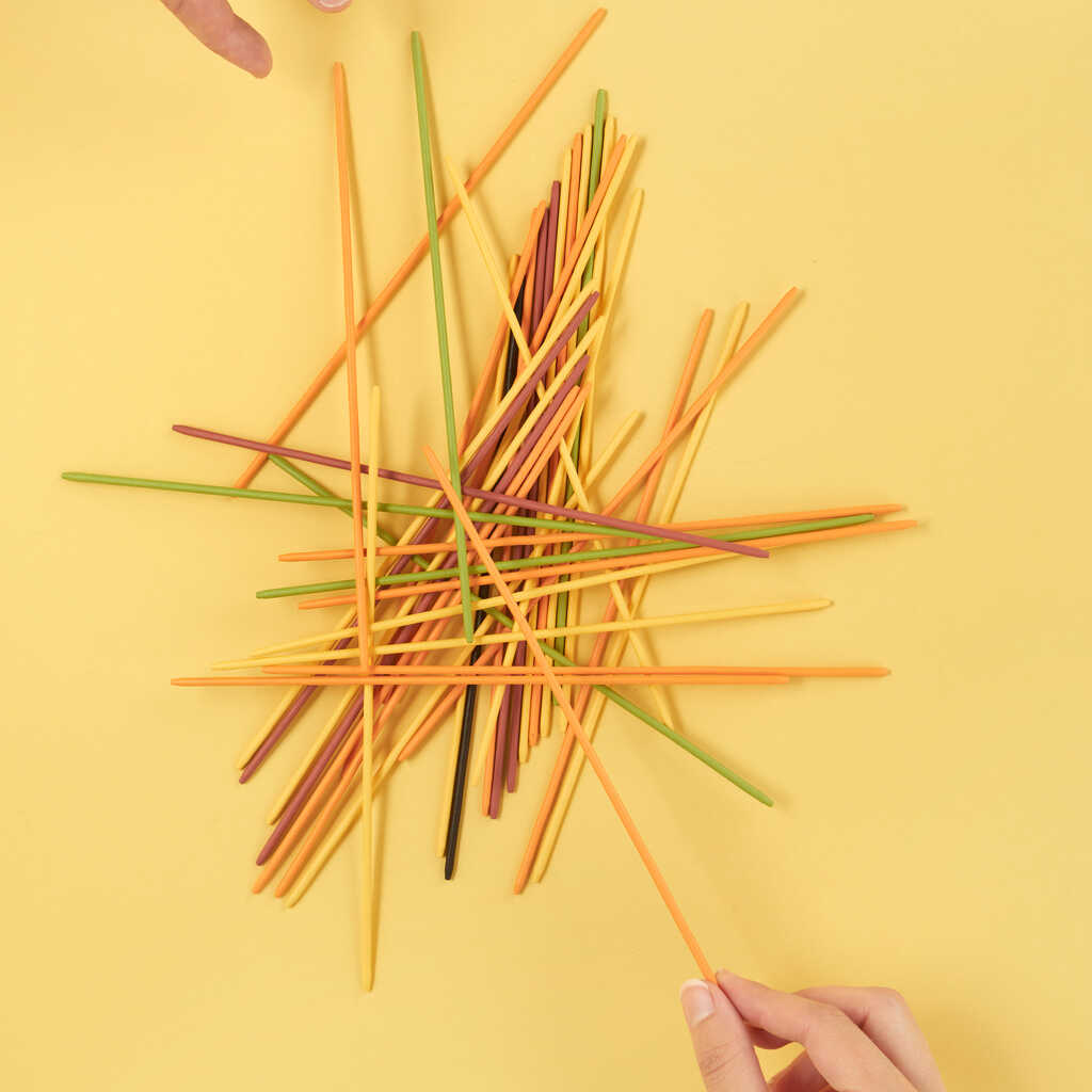 Mikado Pasta en forme de spaghettis sur fond neutre