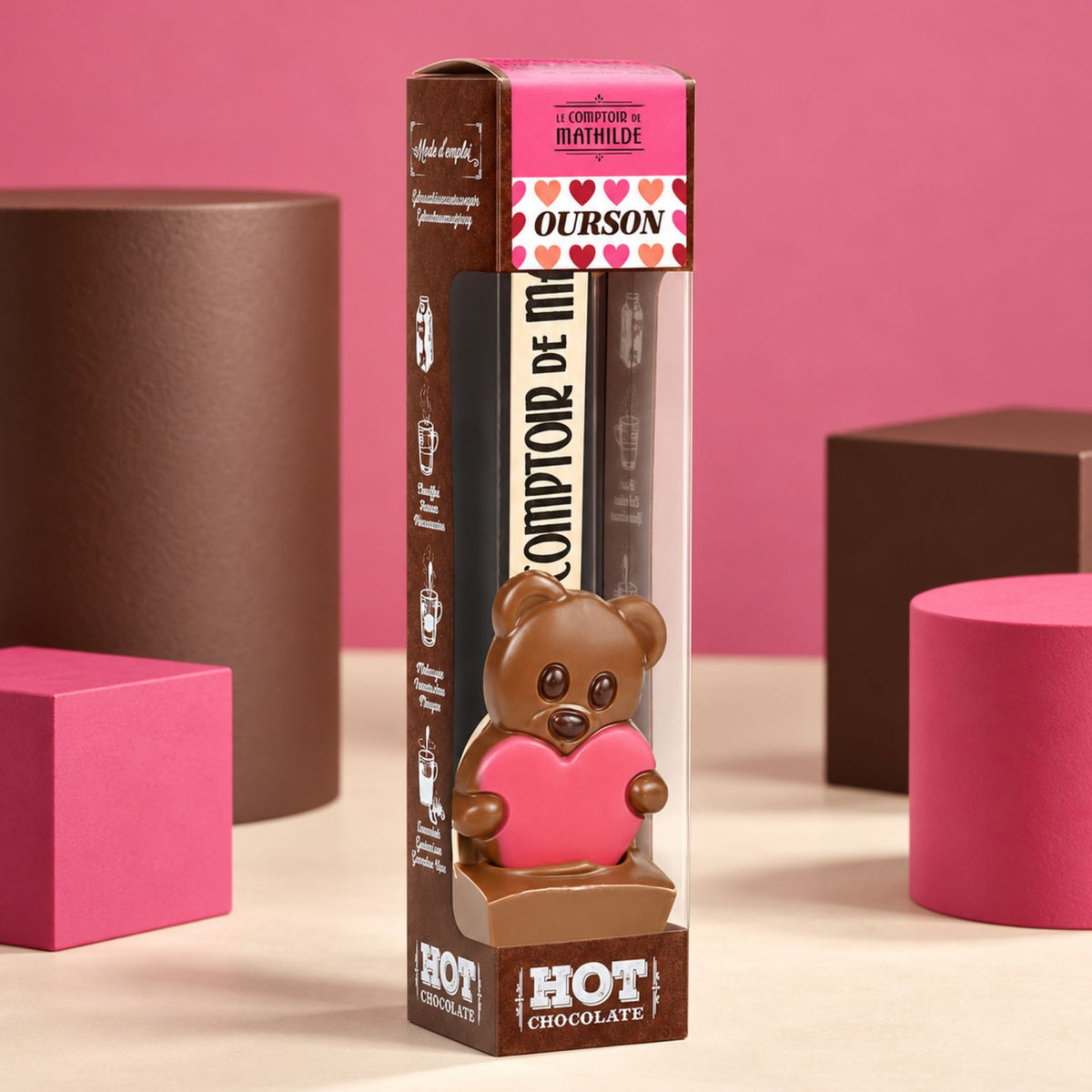 Cuillère en chocolat ourson tenant un cœur, vue de face