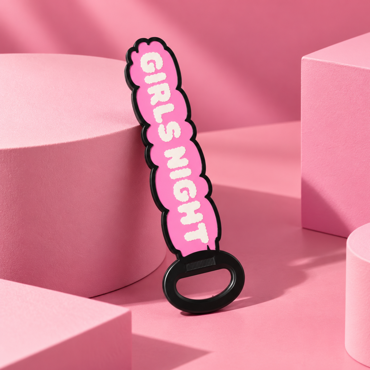 Ouvre-bouteille magnétique avec design 'Girls Night' en gros plan