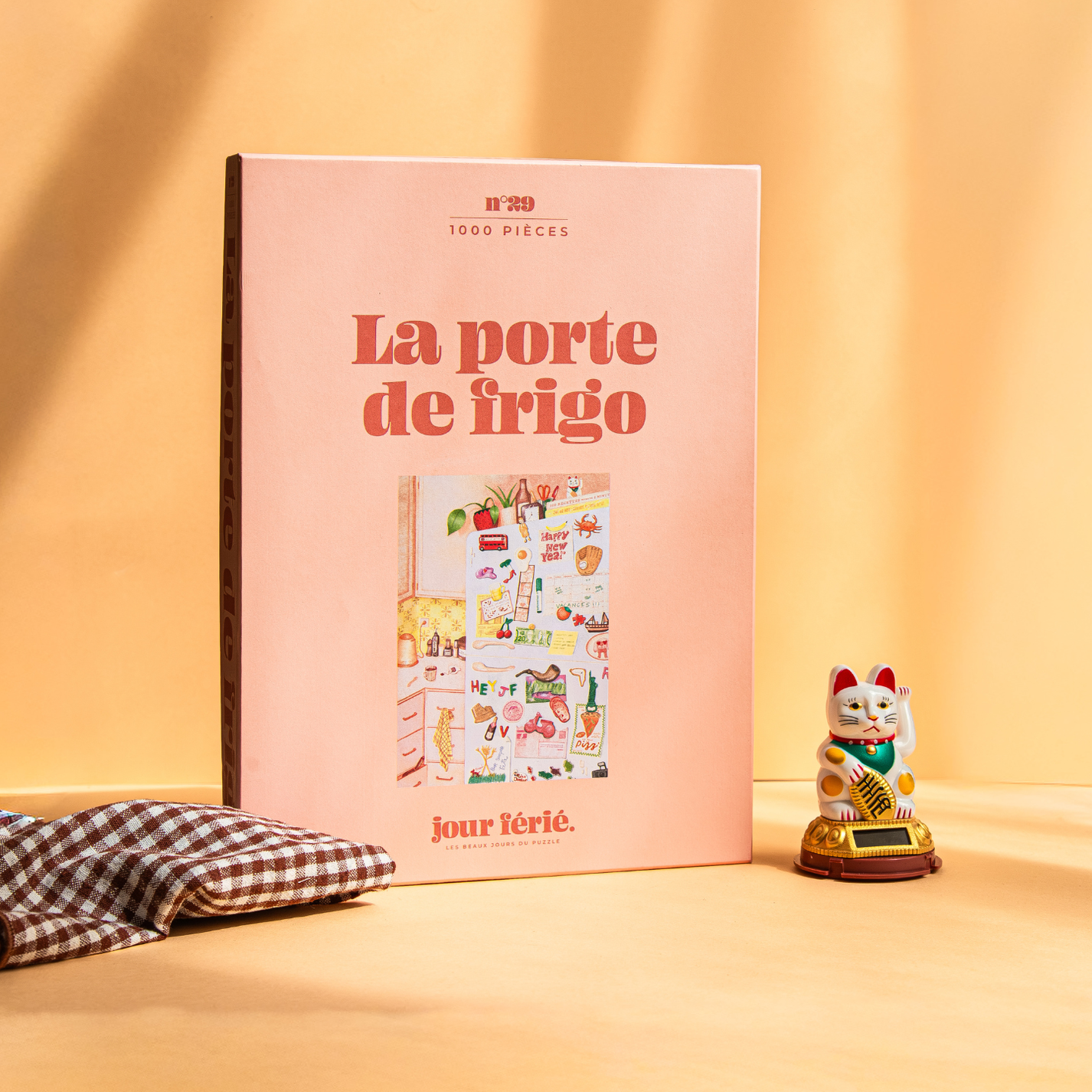 Puzzle représentant un frigo rétro avec des magnets colorés