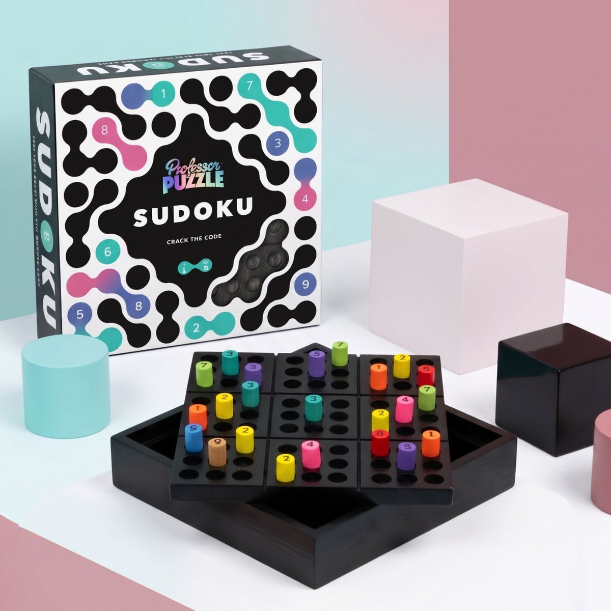 Sudoku graphique en bois avec motifs colorés sur chaque case