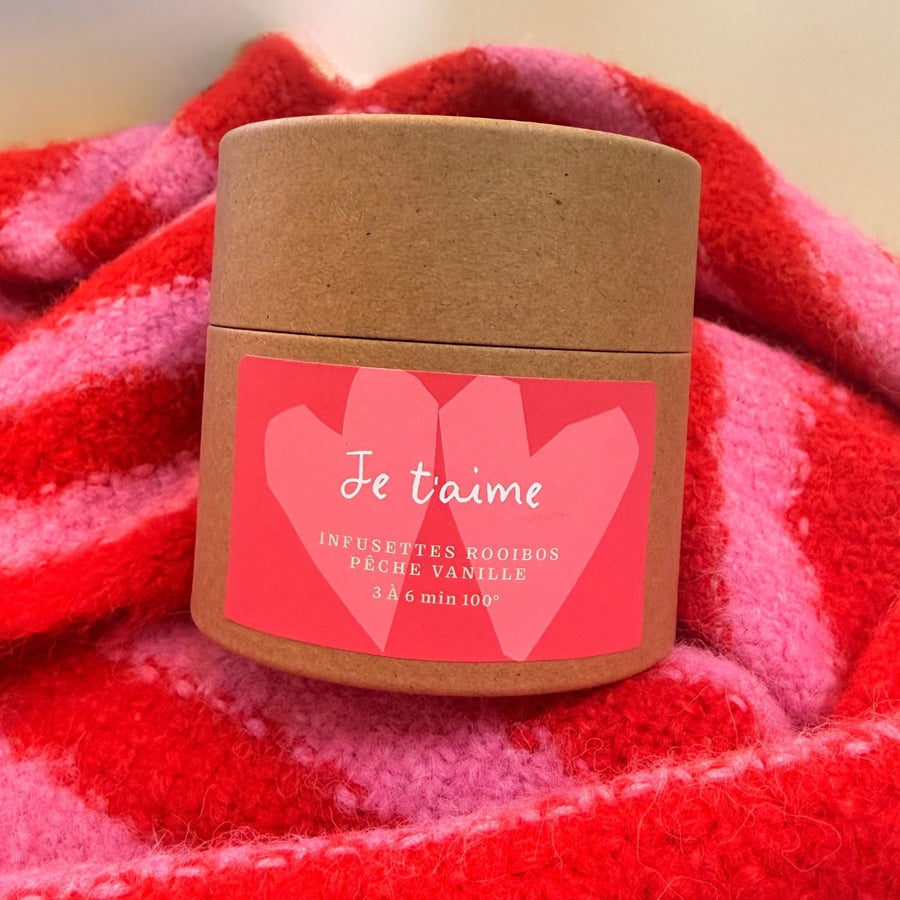 Boîte de thé avec motif romantique et design élégant