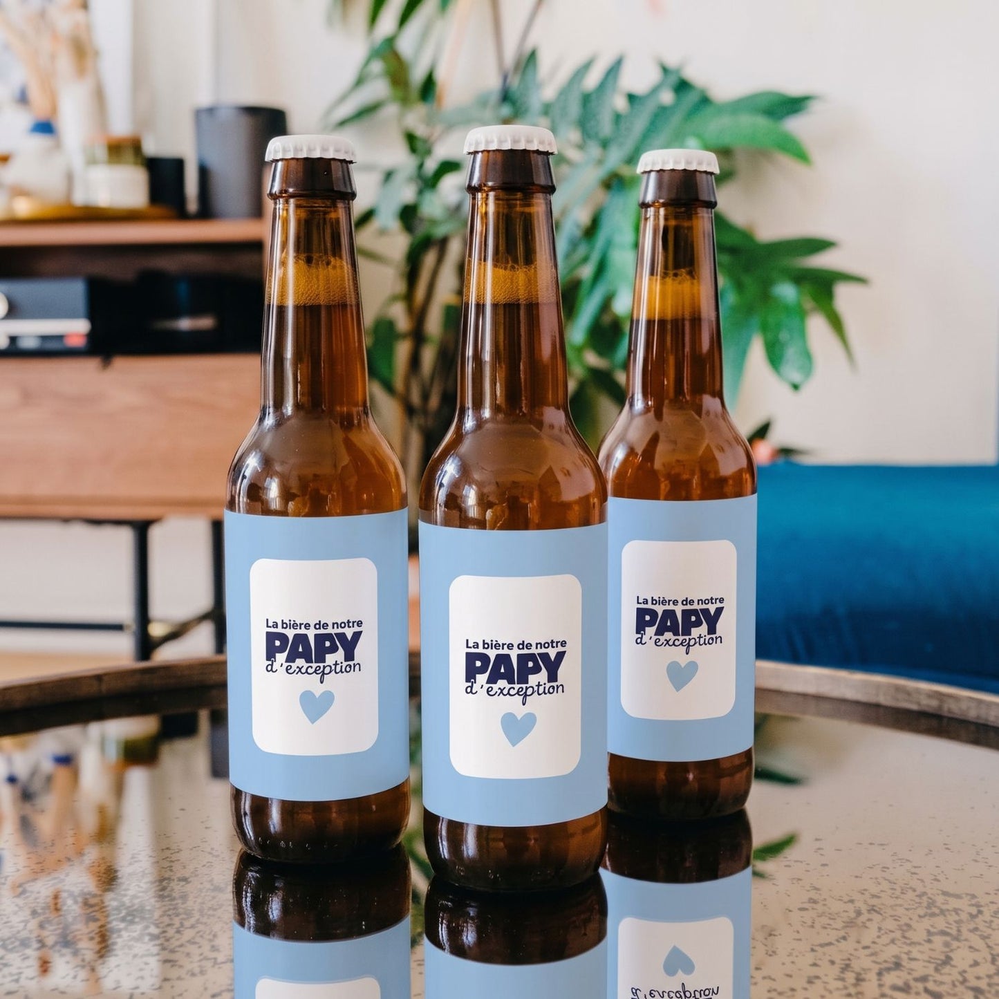 Bière Papy d'exception avec étiquette vintage et mousse crémeuse