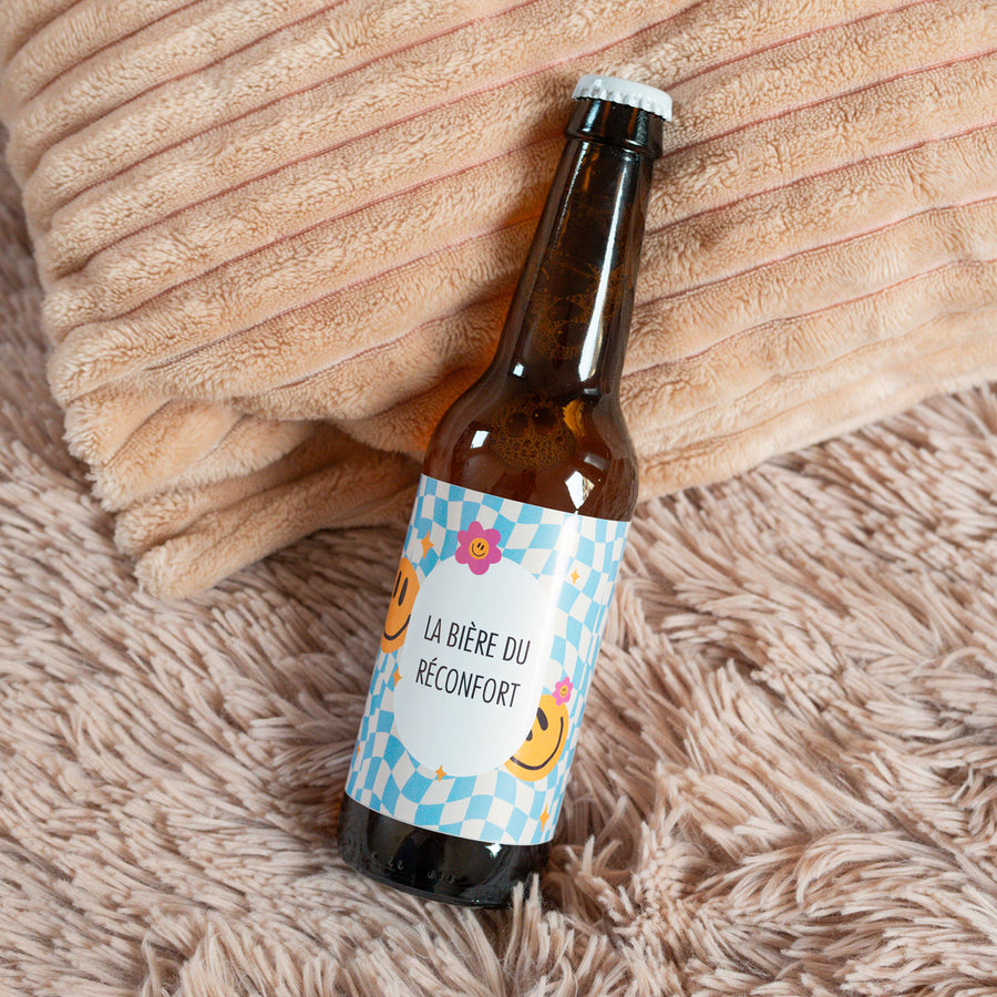 Bière Réconfort avec étiquette colorée et design pétillant