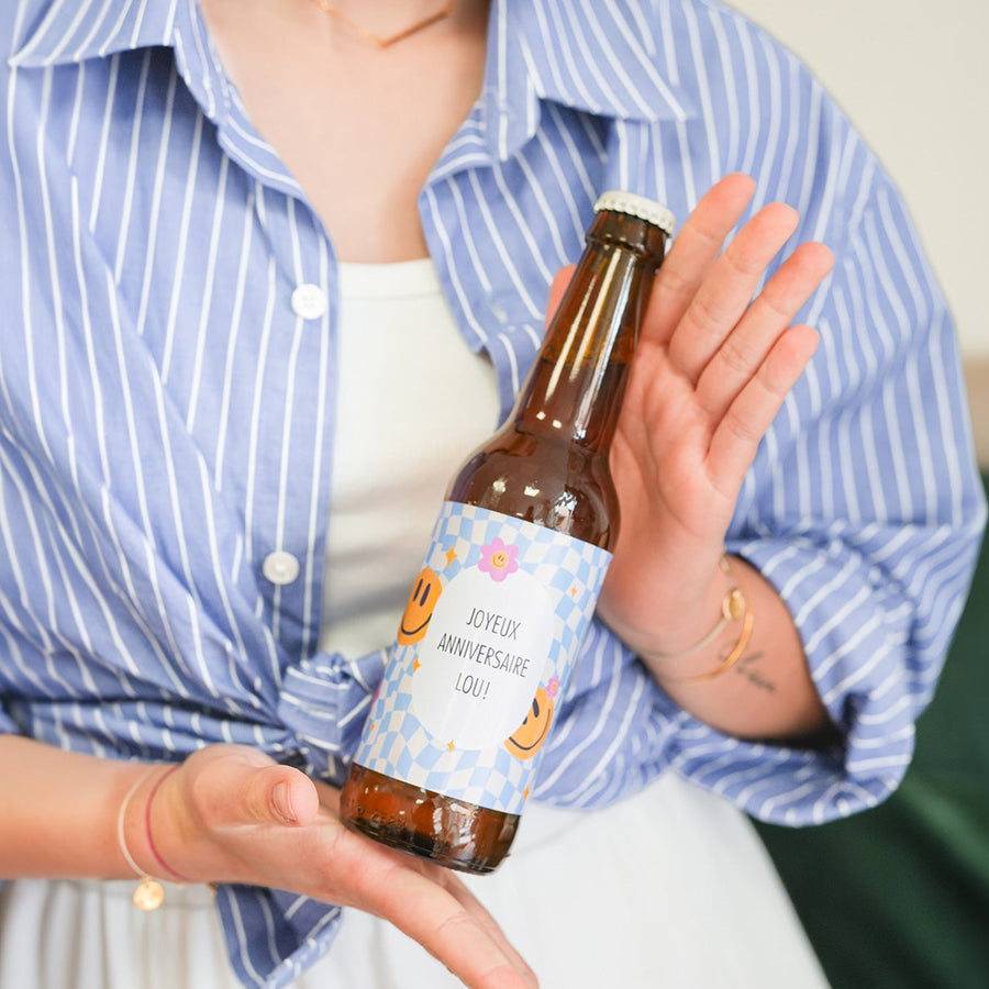 Bière personnalisée avec motif coloré et message unique