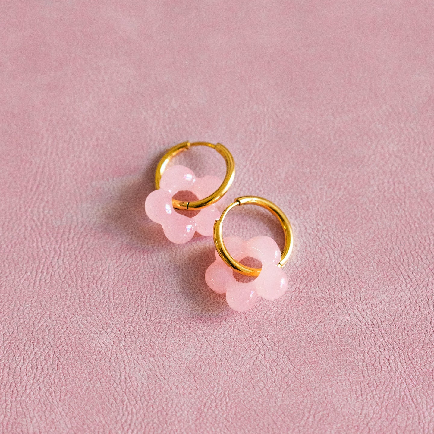 Boucles d'oreilles Fleur Rose vu du dessus