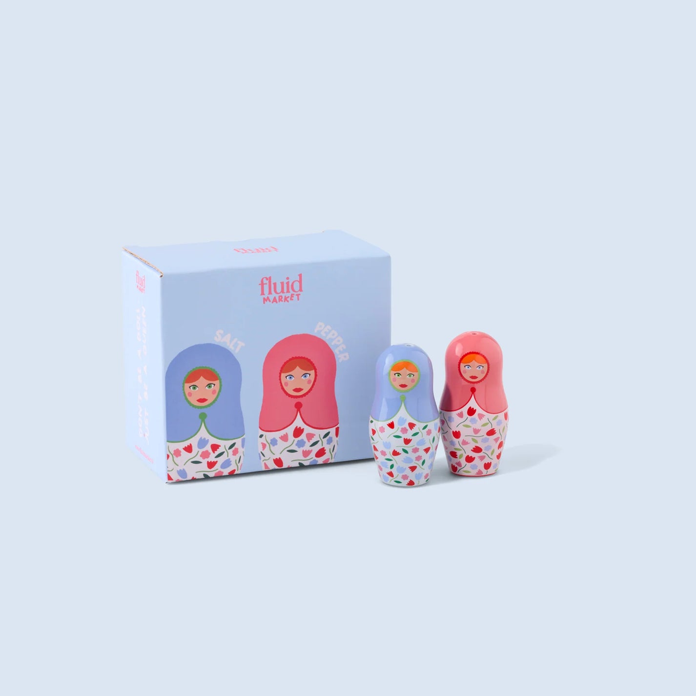 Salière et poivrière en céramique, motif poupées russes colorées