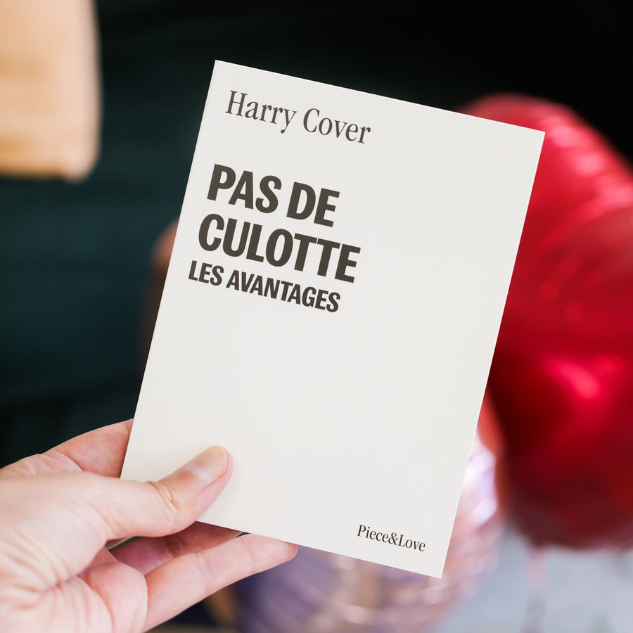 Couverture du carnet avec un design humoristique et coloré.