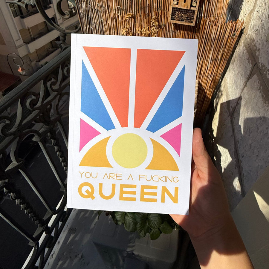 Carnet avec inscription 'You are a f****ing Queen' en gros plan