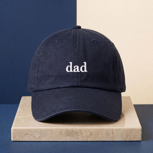 Casquette de baseball brodée 'dad' vue de face