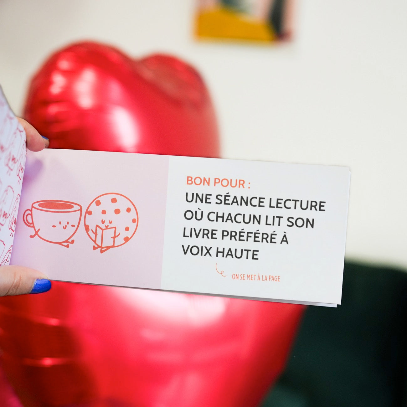 Chéquier pour Maman avec illustrations colorées et motifs ludiques.