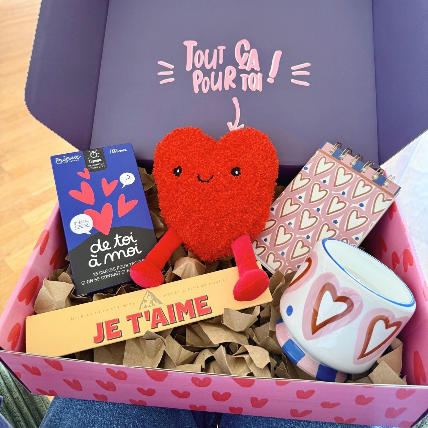 Coffret Amour XL avec bouillotte en forme de cœur et chocolat