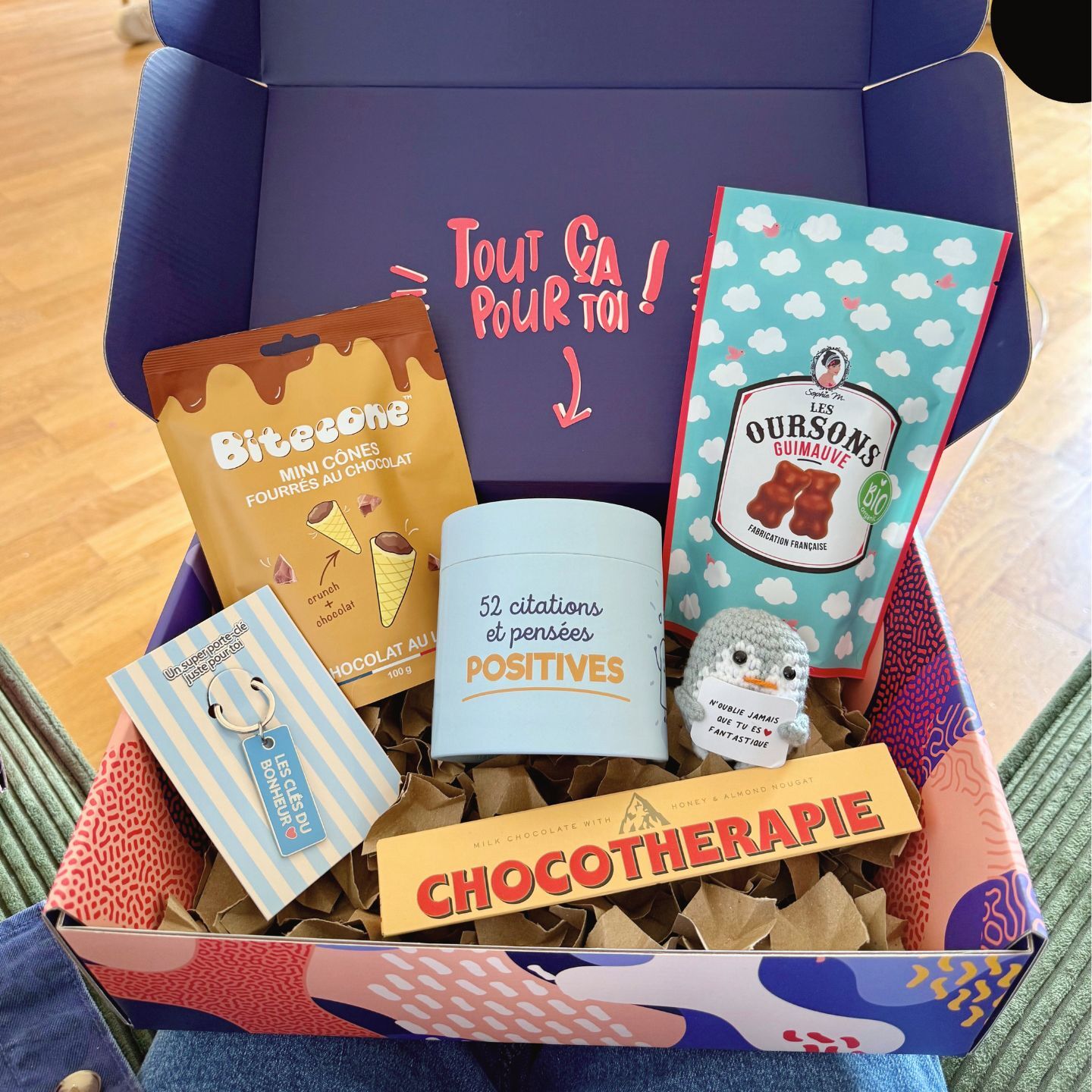 Coffret Remonte Moral - 2 avec douceurs et surprises variées