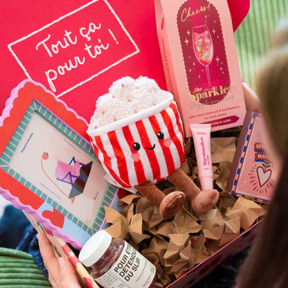 Coolbox personnalisable avec motif romantique et espace pour cadeaux