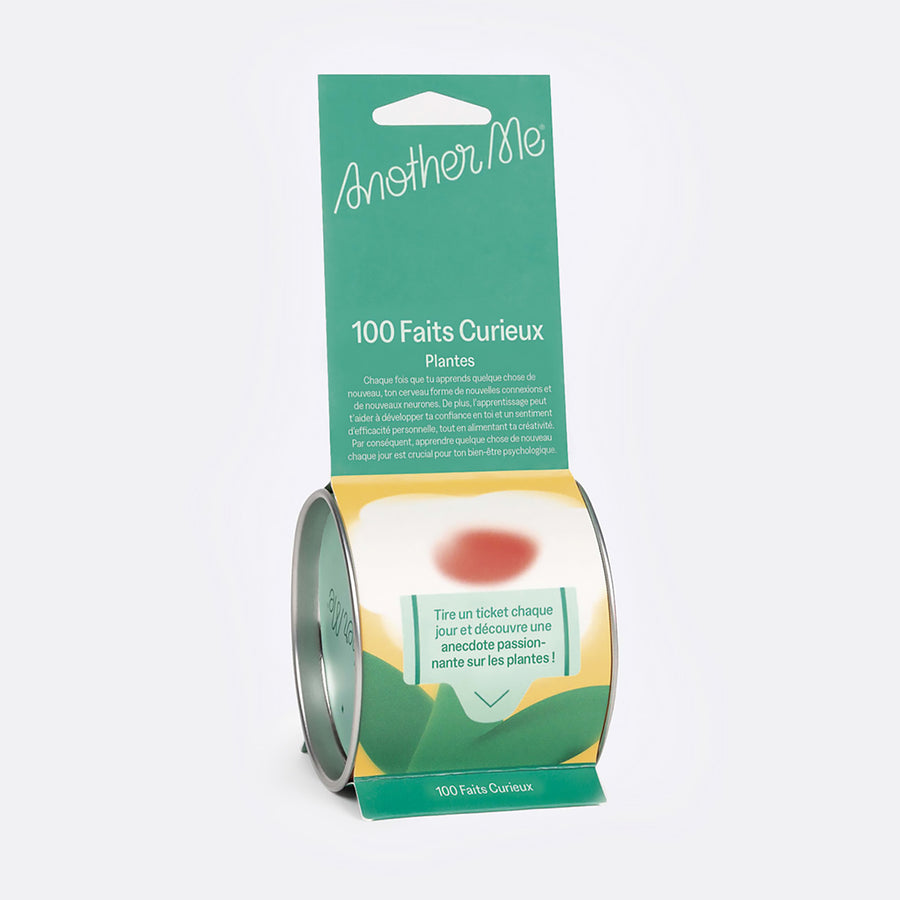 Couverture du livre avec illustrations de plantes variées.