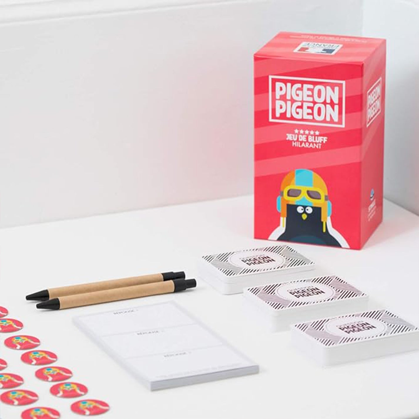 Boîte du jeu Pigeon Pigeon avec illustrations humoristiques