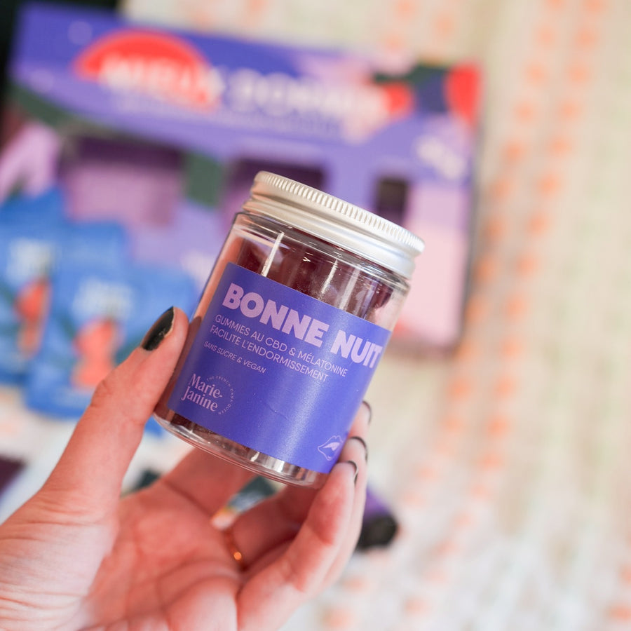 Coffret CBD Mieux Dormir avec bonbons relaxants en gros plan