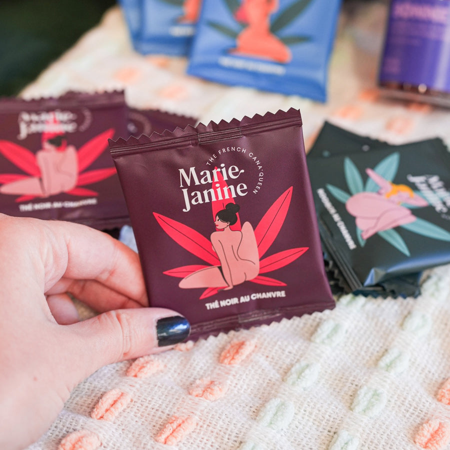 Coffret CBD Mieux Dormir avec bonbons relaxants en gros plan