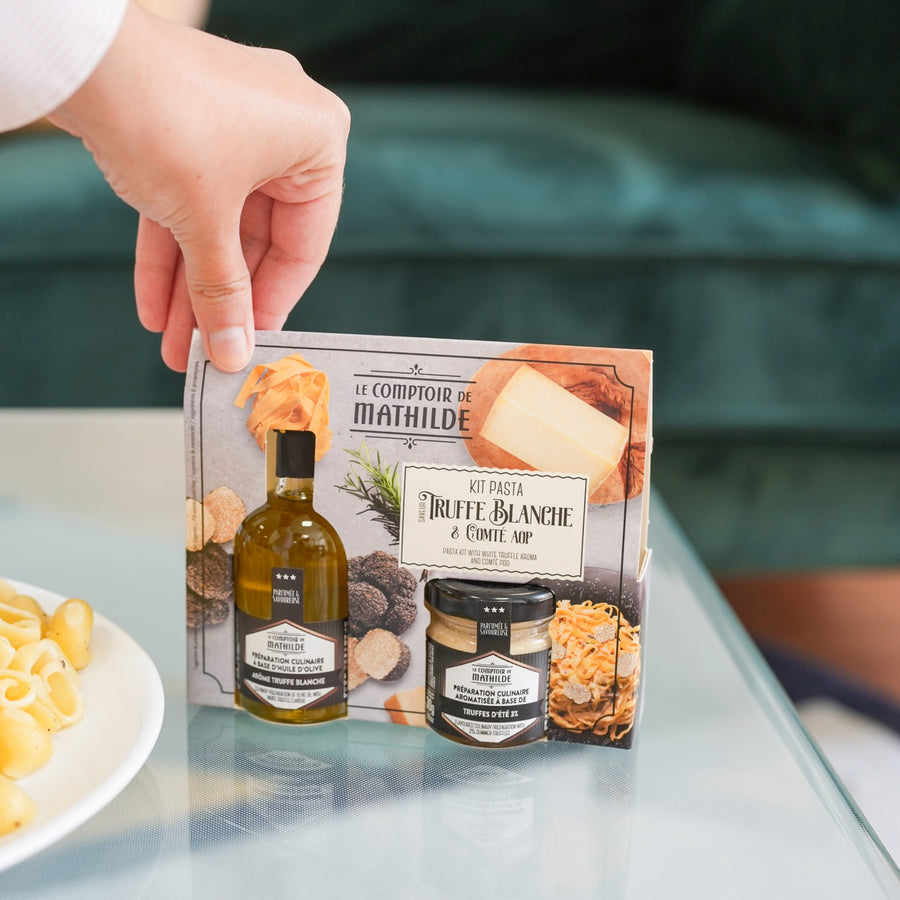 Kit DIY Pâtes à la Truffe avec ingrédients en vue rapprochée.