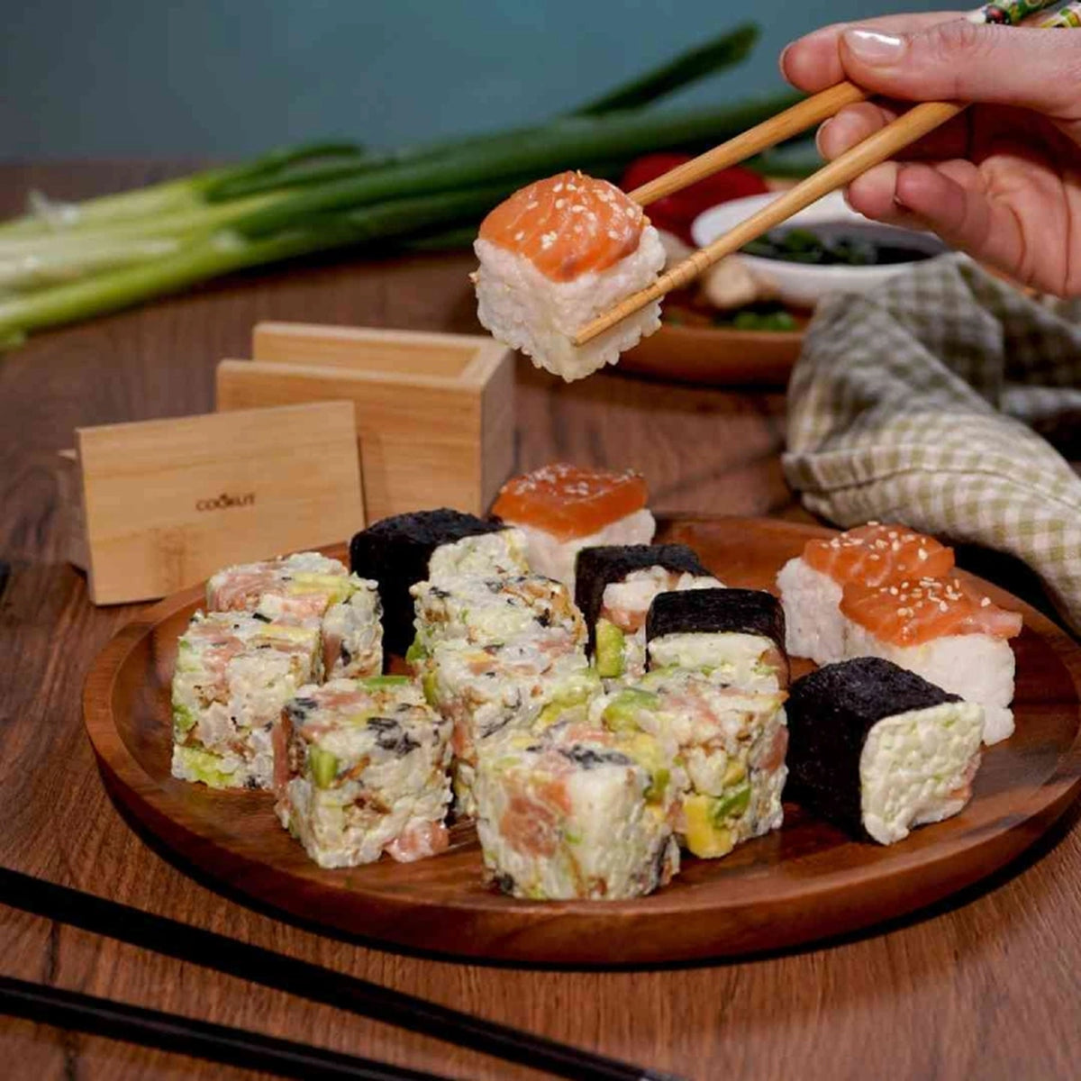 Kit sushi cube avec des formes géométriques pour des créations originales