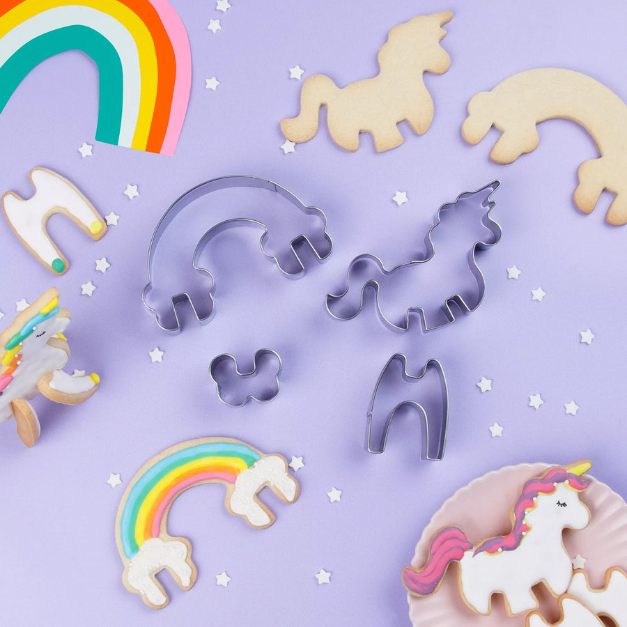 Emporte-pièce licorne en forme de biscuit coloré