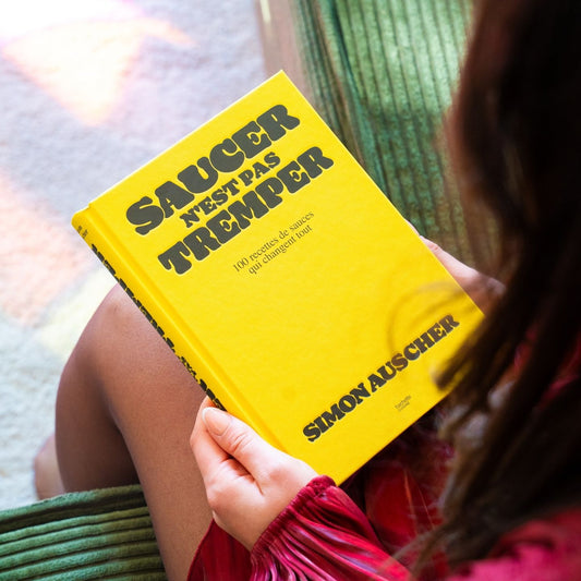 Couverture du livre avec des illustrations de sauces colorées