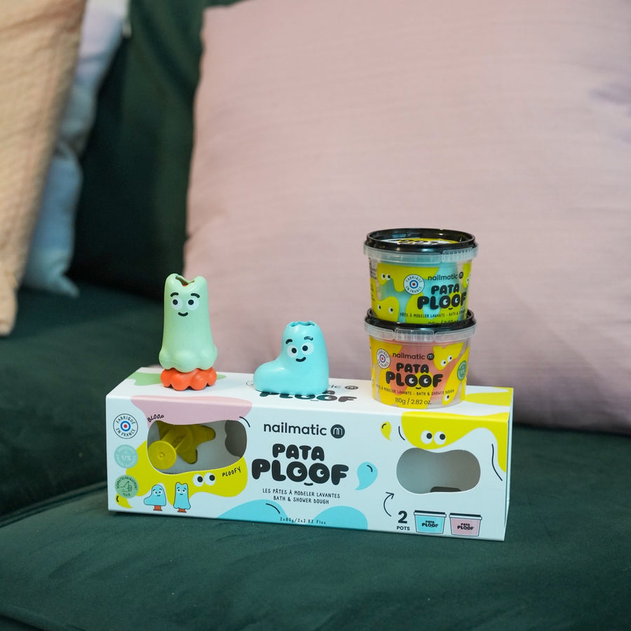 Coffret de pâtes à modeler lavantes avec figurines colorées