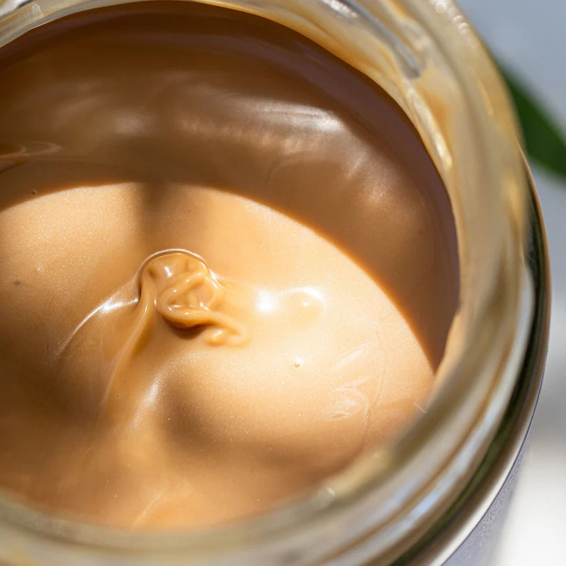 Pâte à tartiner noisette avec texture crémeuse en gros plan